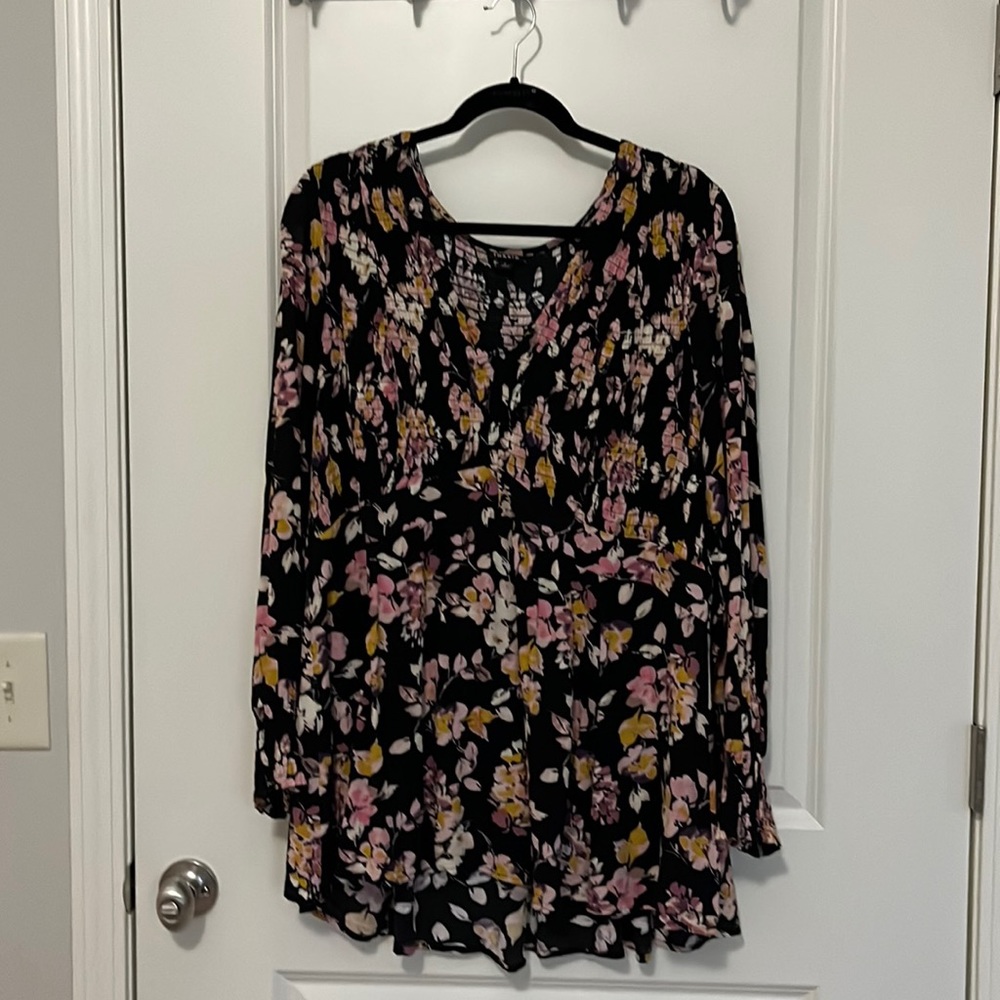 Torrid leggings top